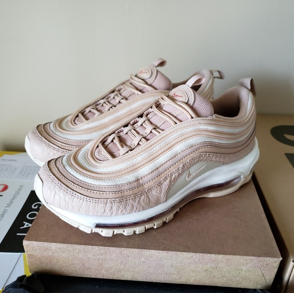 ❤ RARE! Nike Airmax 97 Pink Snakeskin